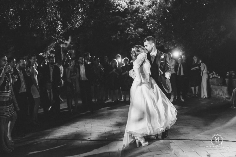 Bride and groom first dance Wedding day in Tuscany